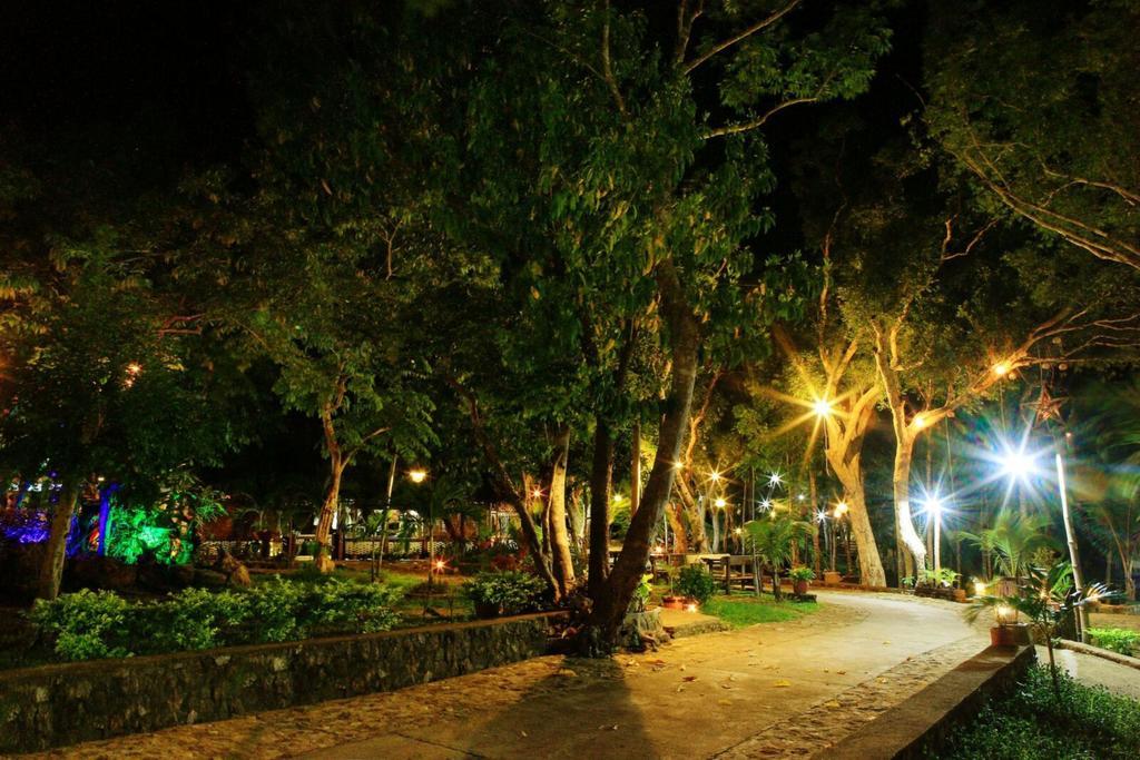 Villa Khadine Grand Vista Resort Coron Exteriér fotografie